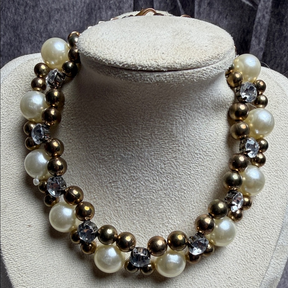 Pearl and Gold Crystal Collar Necklace - Ivory and Gold EB#1
